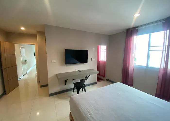 Apartment 2 Bedroom In On Nut Sukhumvit Bangkok