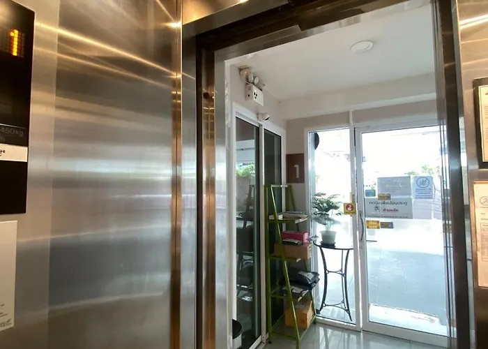 Apartment 2 Bedroom In On Nut Sukhumvit Bangkok