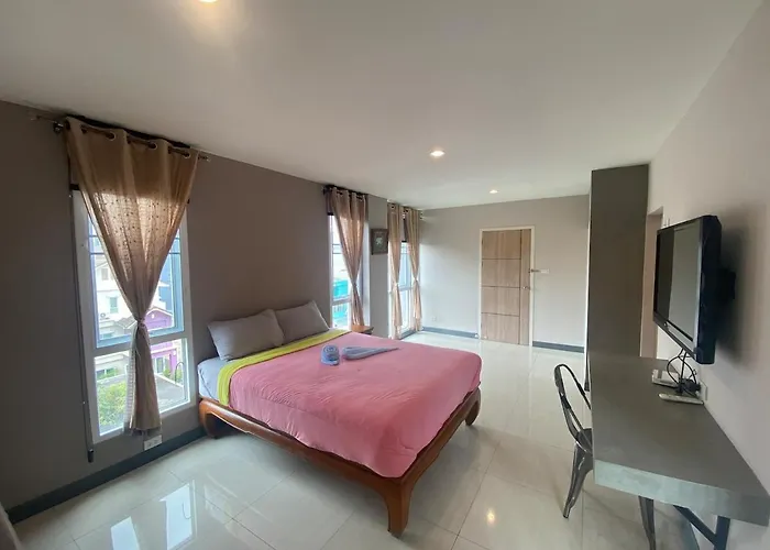 Apartment 2 Bedroom In On Nut Sukhumvit Bangkok