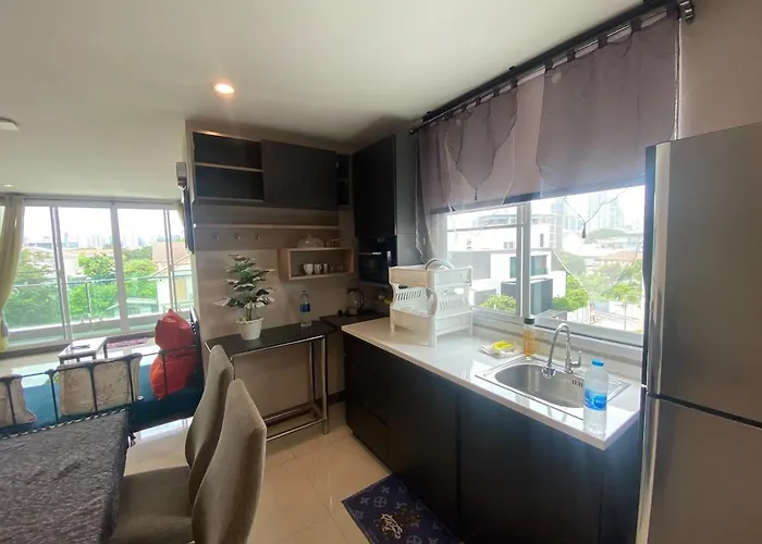 2 Bedroom In On Nut Sukhumvit *